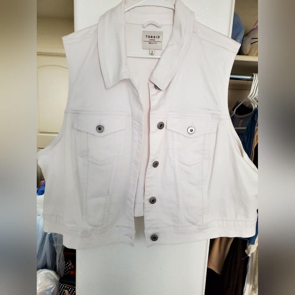 TORRID WHITE DENIM VEST